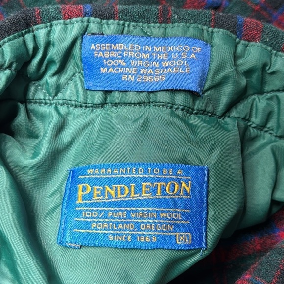 Vintage Pendleton Green Red Plaid Button Down Shirt Size XL - Picture 7 of 10